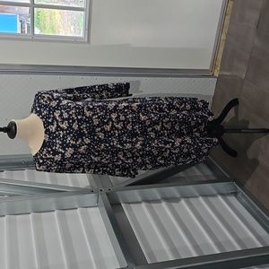 Time and Tru Navy Blue floral dress NWOT Size XLARGE 16/18‎